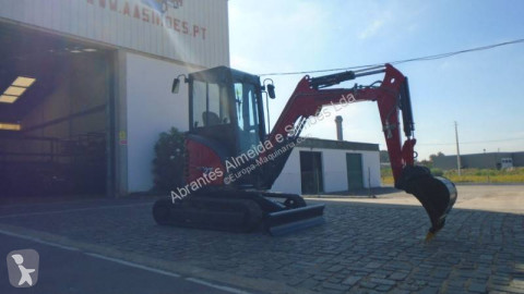 Mini escavatore Yanmar