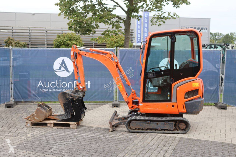 Skovel Kubota