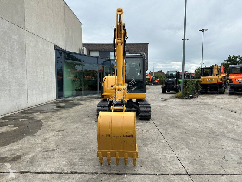 Skovel Komatsu 7
