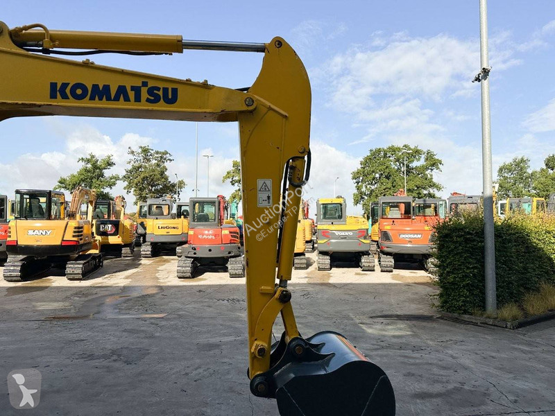 Skovel Komatsu 7