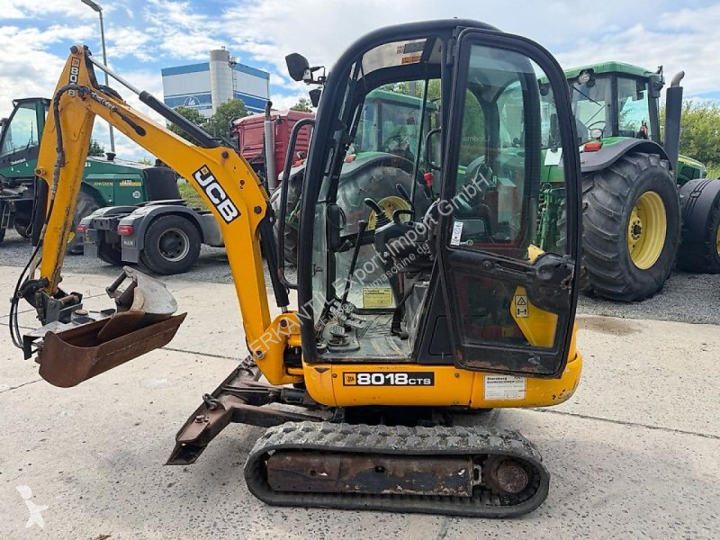 Pelle JCB