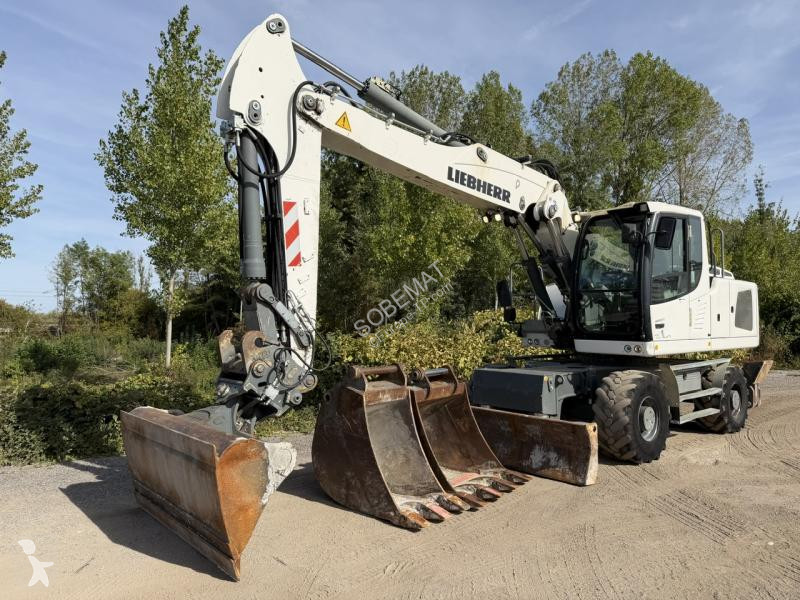 Pelle Liebherr A920