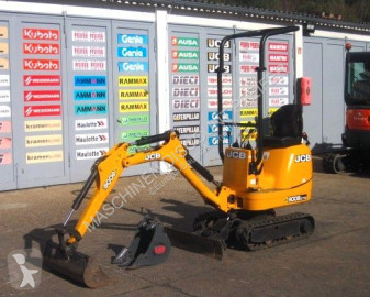 Mini pelle JCB