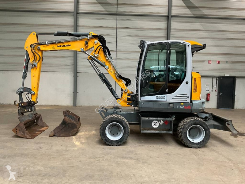 Pelle Neuson EW 65 powertilt