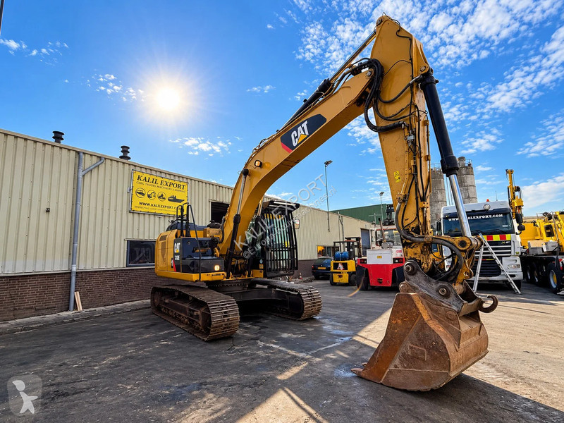 Экскаватор Caterpillar E L Track Excavator -...