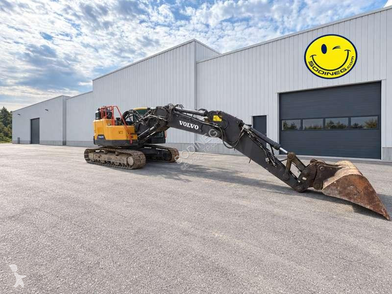 Excavadora Volvo