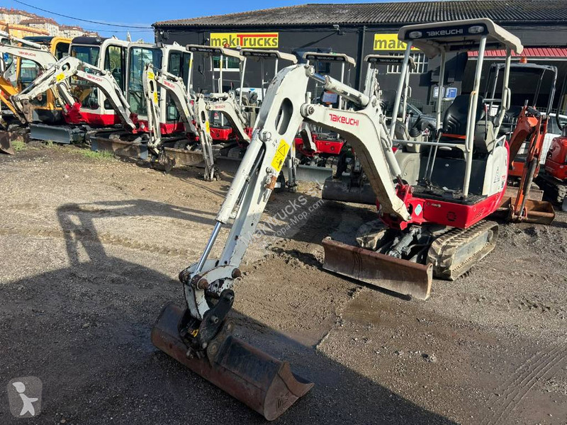 Pelle Takeuchi TB 216