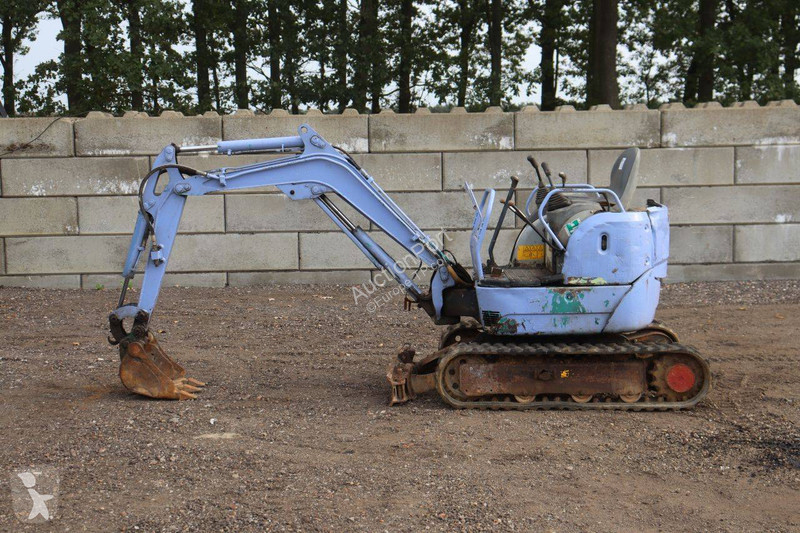 Pelle Yanmar 2A