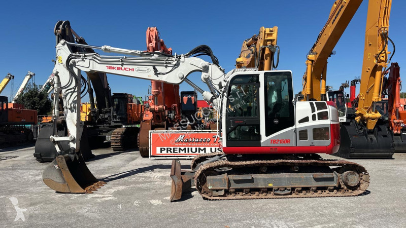 Excavadora Takeuchi TB2150R
