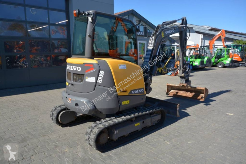 Excavadora Volvo ECR D