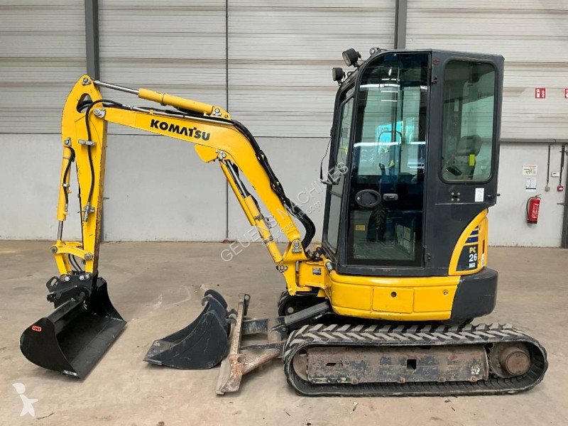 Экскаватор Komatsu MR3