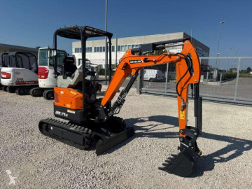Miniexcavadora Develon nueva