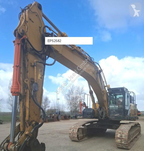 Hitachi ZX490LCH-6 excavator