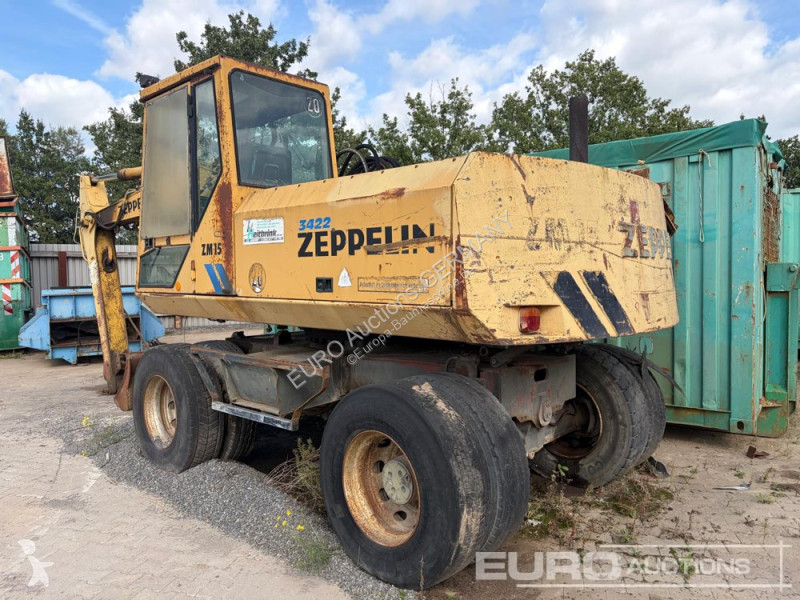 جرافة Sennebogen ZM15