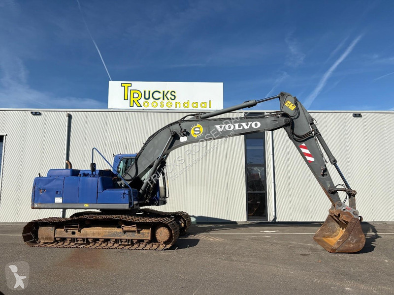 Pelle Volvo + 4870 Hours + bucket + fully...