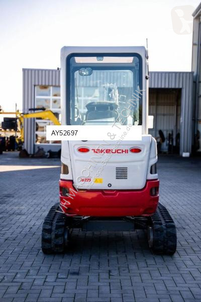 جرافة Takeuchi