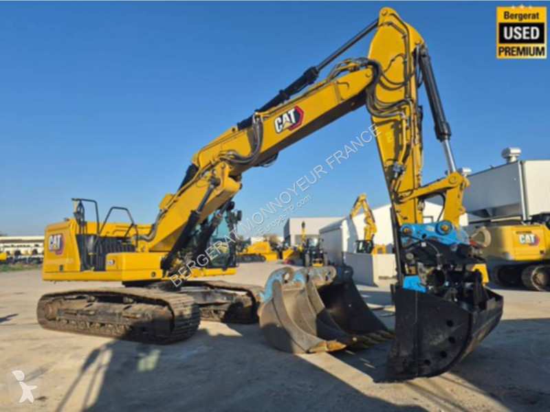 Багер Caterpillar