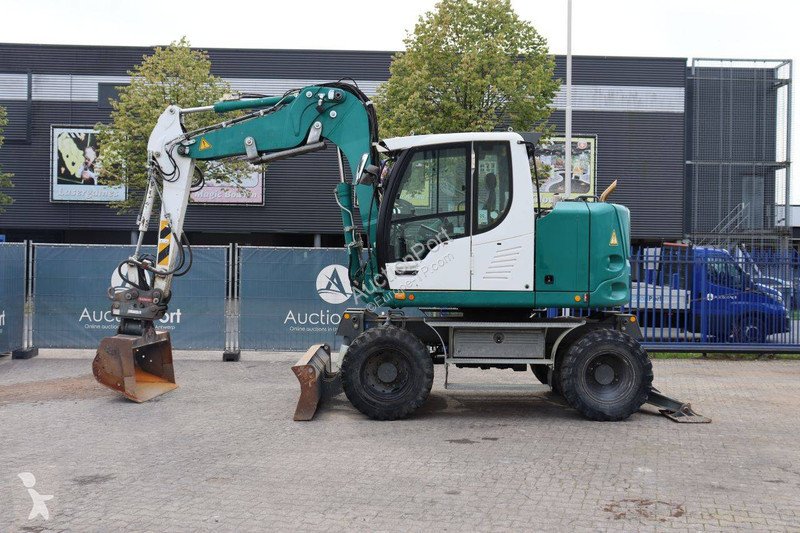 Pelle Liebherr Compact