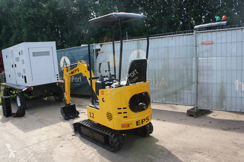 Pelle Nuoman NM-E12