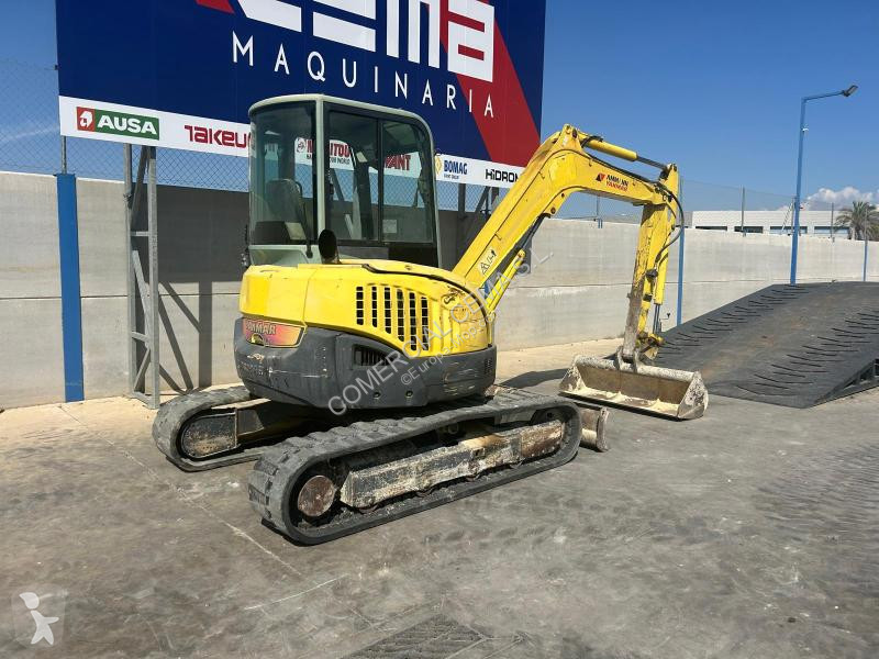 جرافة Yanmar  Vio55