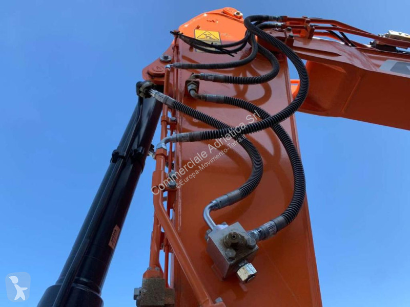 Pelle Develon DX140 LCR