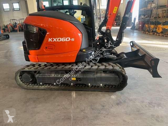 Pelle Kubota KX060-5