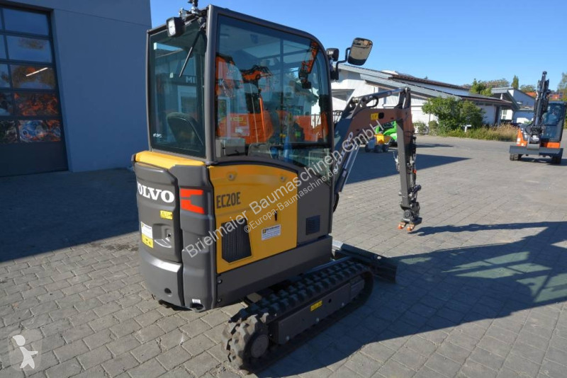 Pelle Volvo EC 20 E
