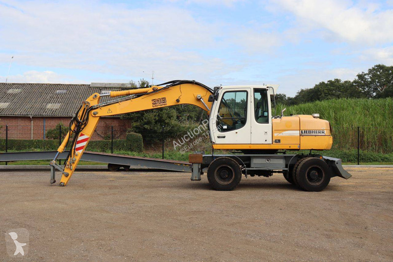 Pelle Liebherr A316