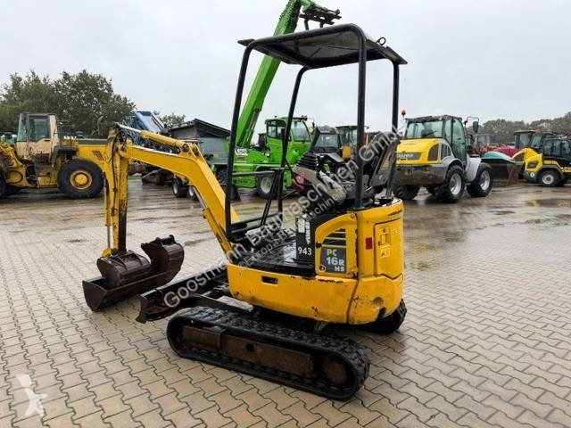 Багер Komatsu R3