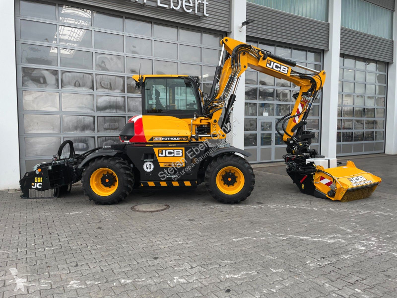 Pelle JCB 110W / POTHOLE PRO / nur 79h! / 2025