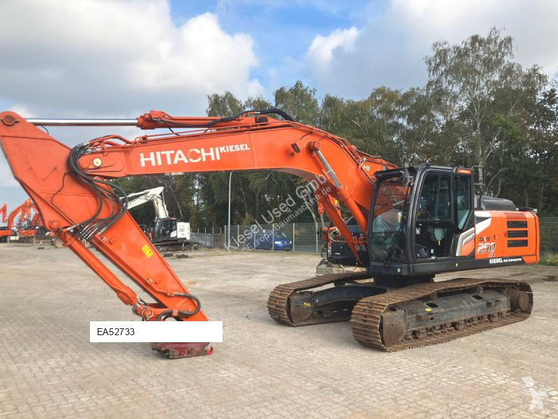 Pelle Hitachi 7