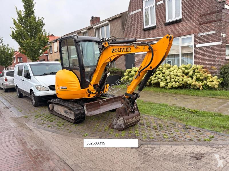 Pelle JCB