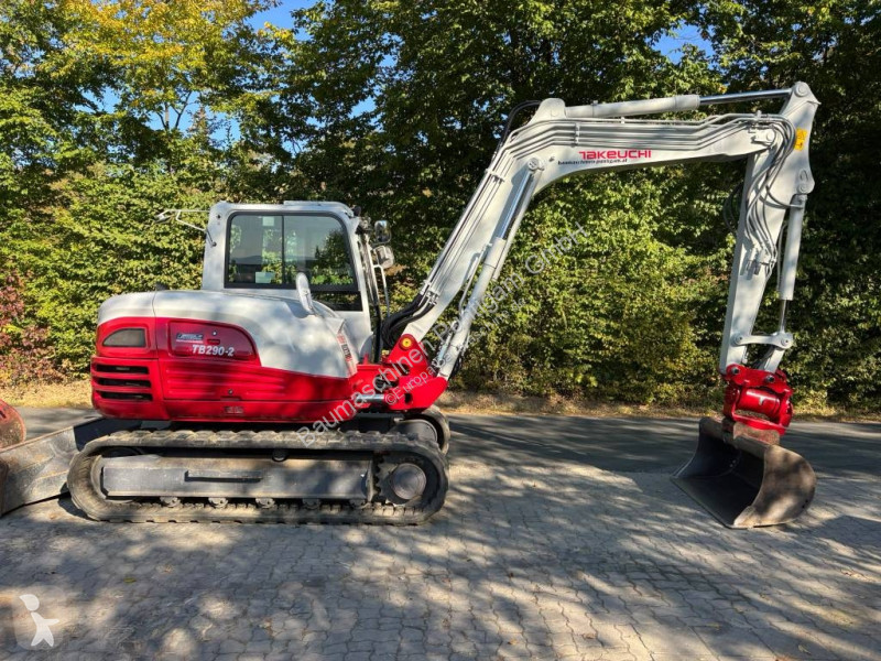 Pelle Takeuchi 2902