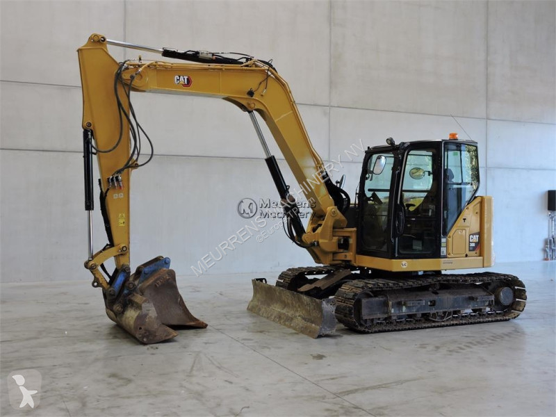 Pelle Caterpillar R