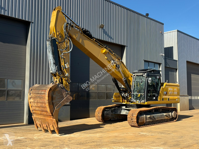 جرافة Caterpillar 07B
