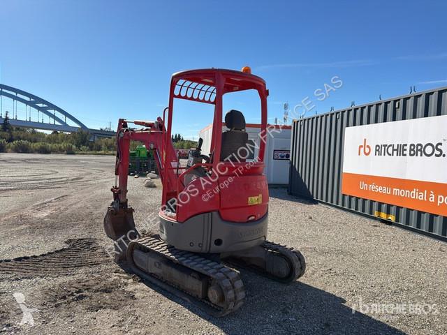 Pelle Yanmar  Vio20-4
