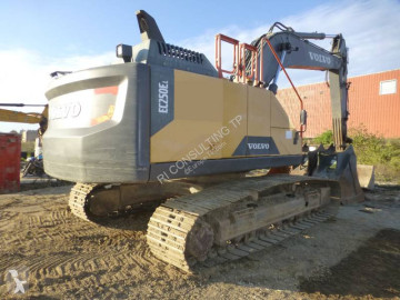 Pelle sur chenilles Volvo