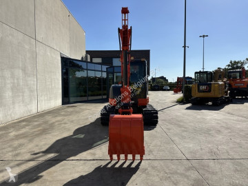 Pelle sur chenilles Kubota