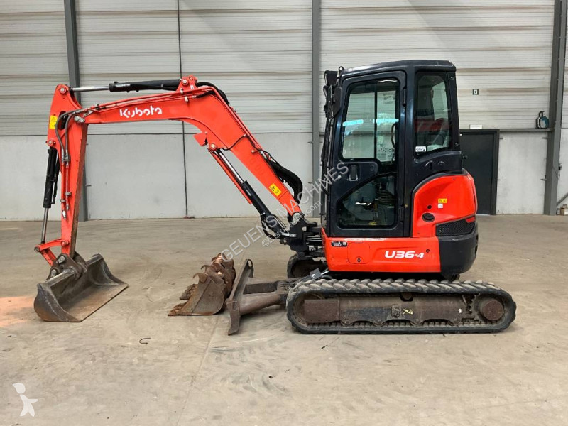 Pelle Kubota 364