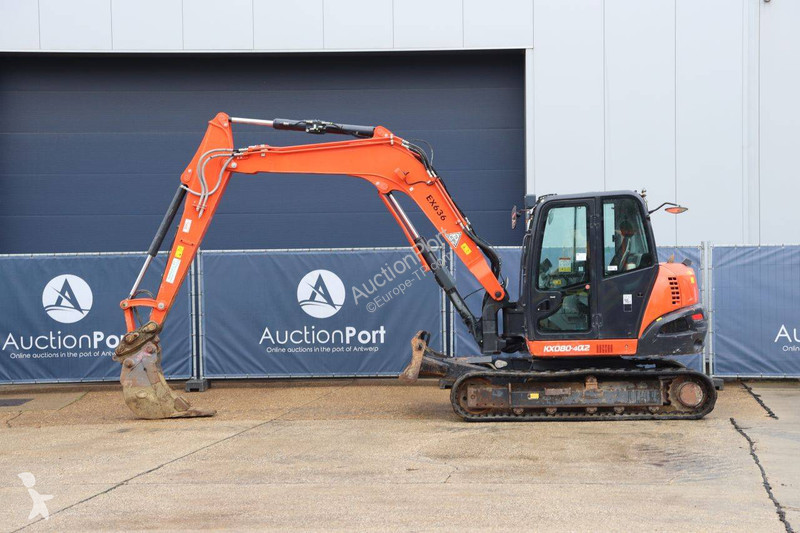 Pelle Kubota KX080-4a2