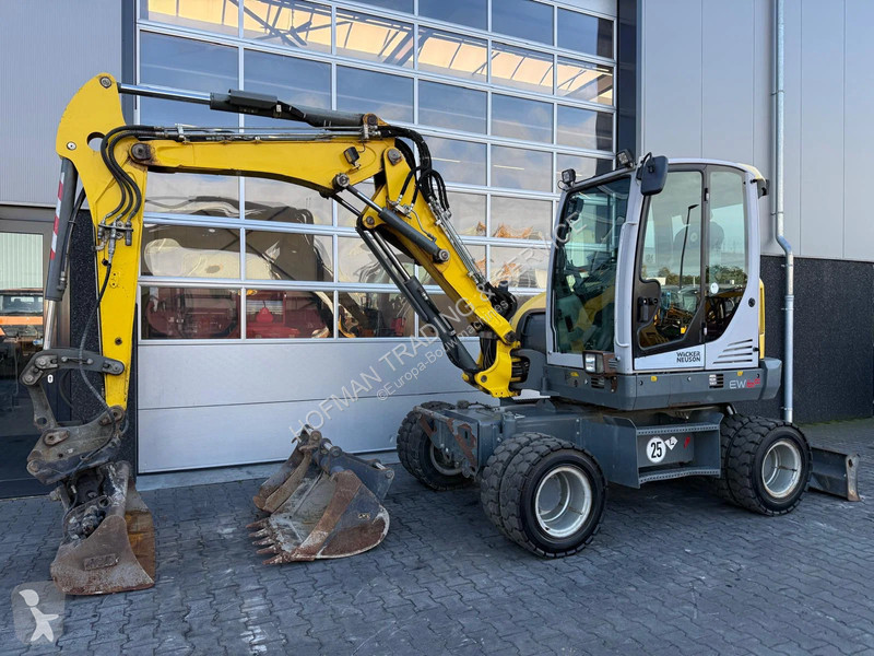 جرافة Wacker Neuson EW65 | A/C