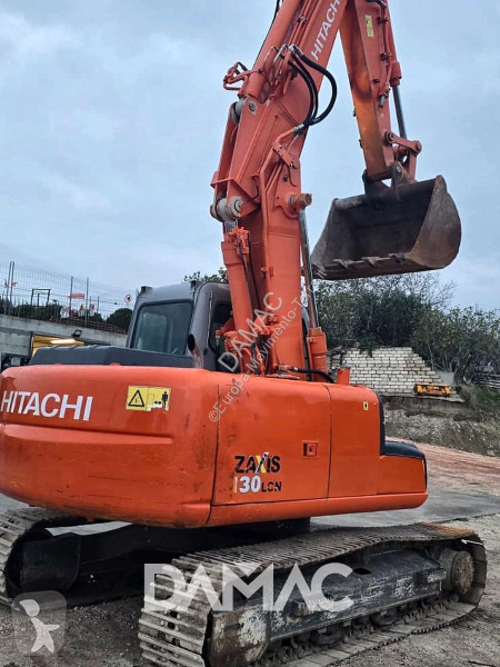 جرافة Hitachi