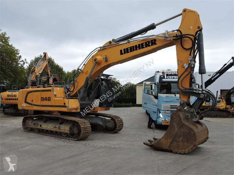 Багер Liebherr