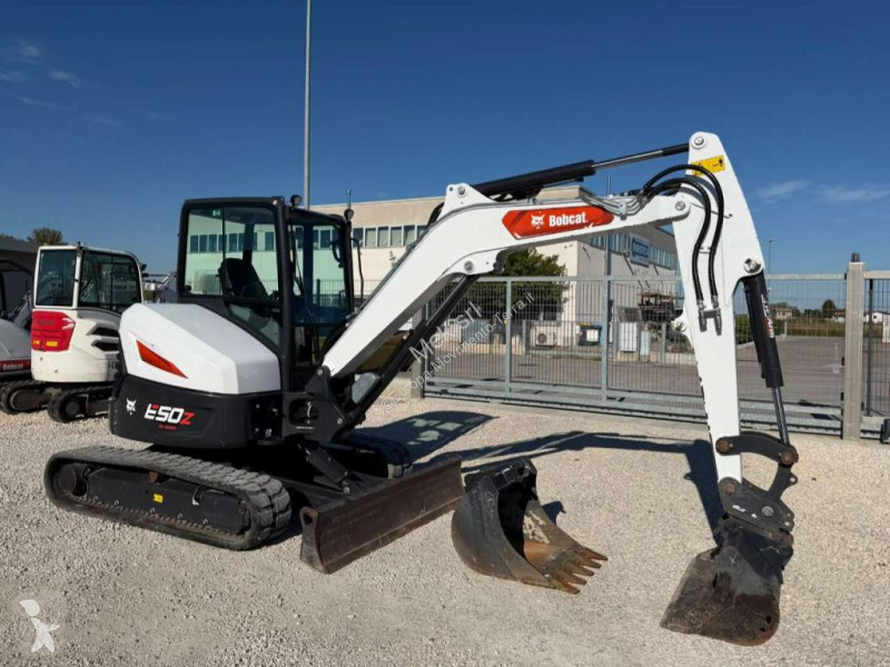 جرافة Bobcat z