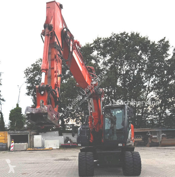 جرافة Hitachi 6