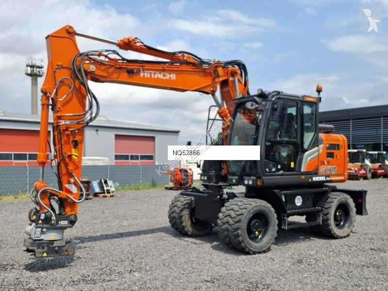 Багер Hitachi MTC Pro