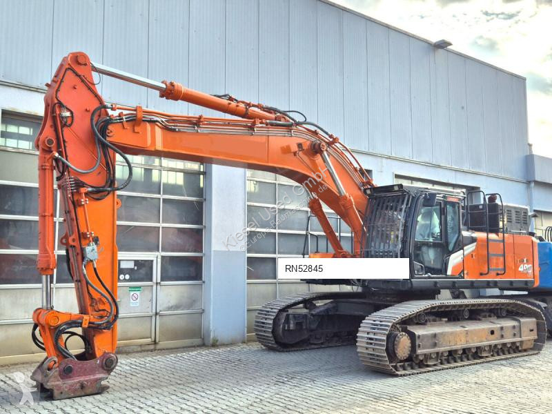 Багер Hitachi