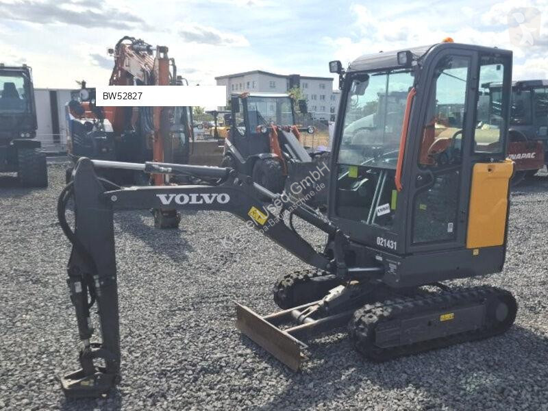 Багер Volvo EC18E