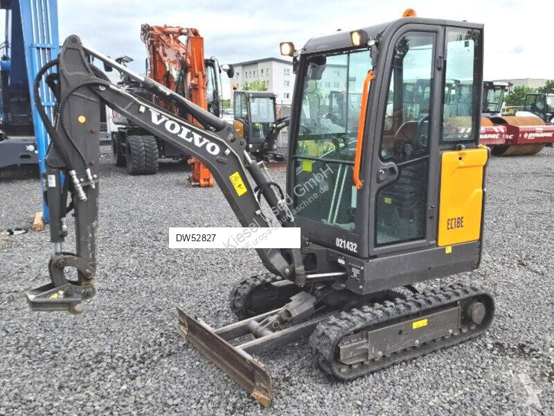 Багер Volvo EC18E