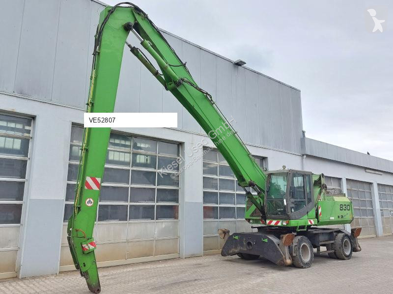 جرافة Sennebogen 830